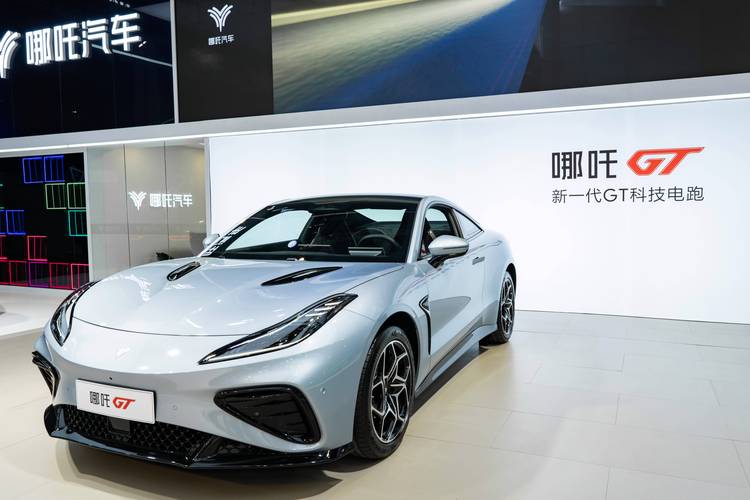 佛山禅城区邦铭迈企业管理咨询哪吒汽车在智能汽车领域的表现，领途汽车在新能源汽车市场中的影响力