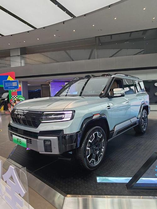 佛山禅城区邦铭迈企业管理咨询比亚迪方程豹硬派越野的爆款，英菲尼迪35周年与你共成长